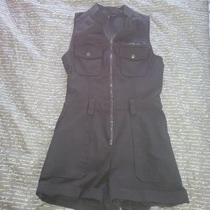 Fun black guess short romper